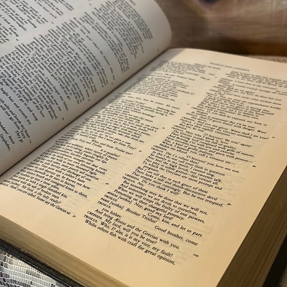 William Shakespeare The Comedies & The Histories - Picture 6 of 8